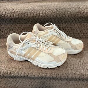 Women’s size 9 Adidas response shoes, lightly worn used condition.